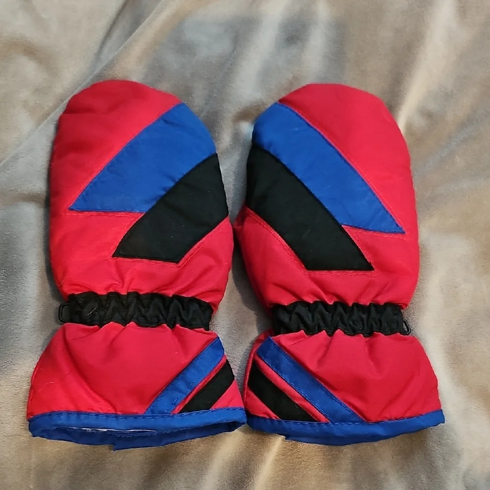 Vintage 4-7 Years Children's Mittens Red Black And Blue Paris